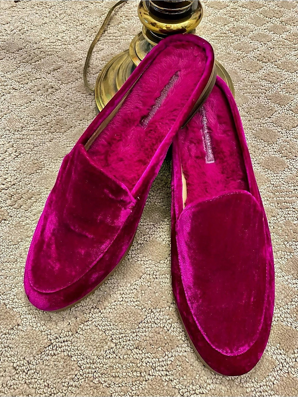 Banana Republic Velvet Loafers in Pink US 8